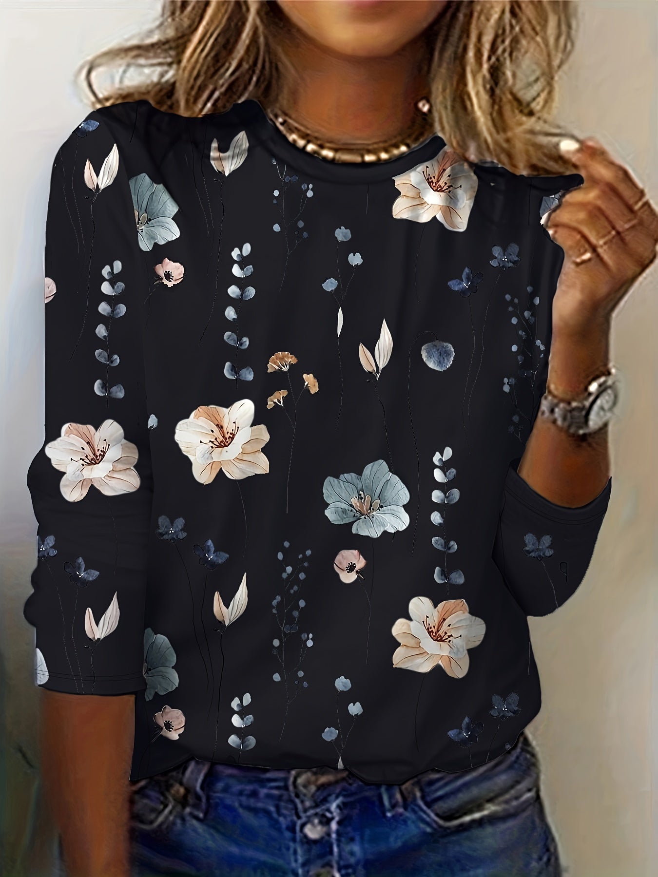 Trendy Floral Print Womens Sweatshirt - Soft & Comfortable, Long Sleeve Crew Neck - Perfect for Spring & Fall, Versatile Closet Essential