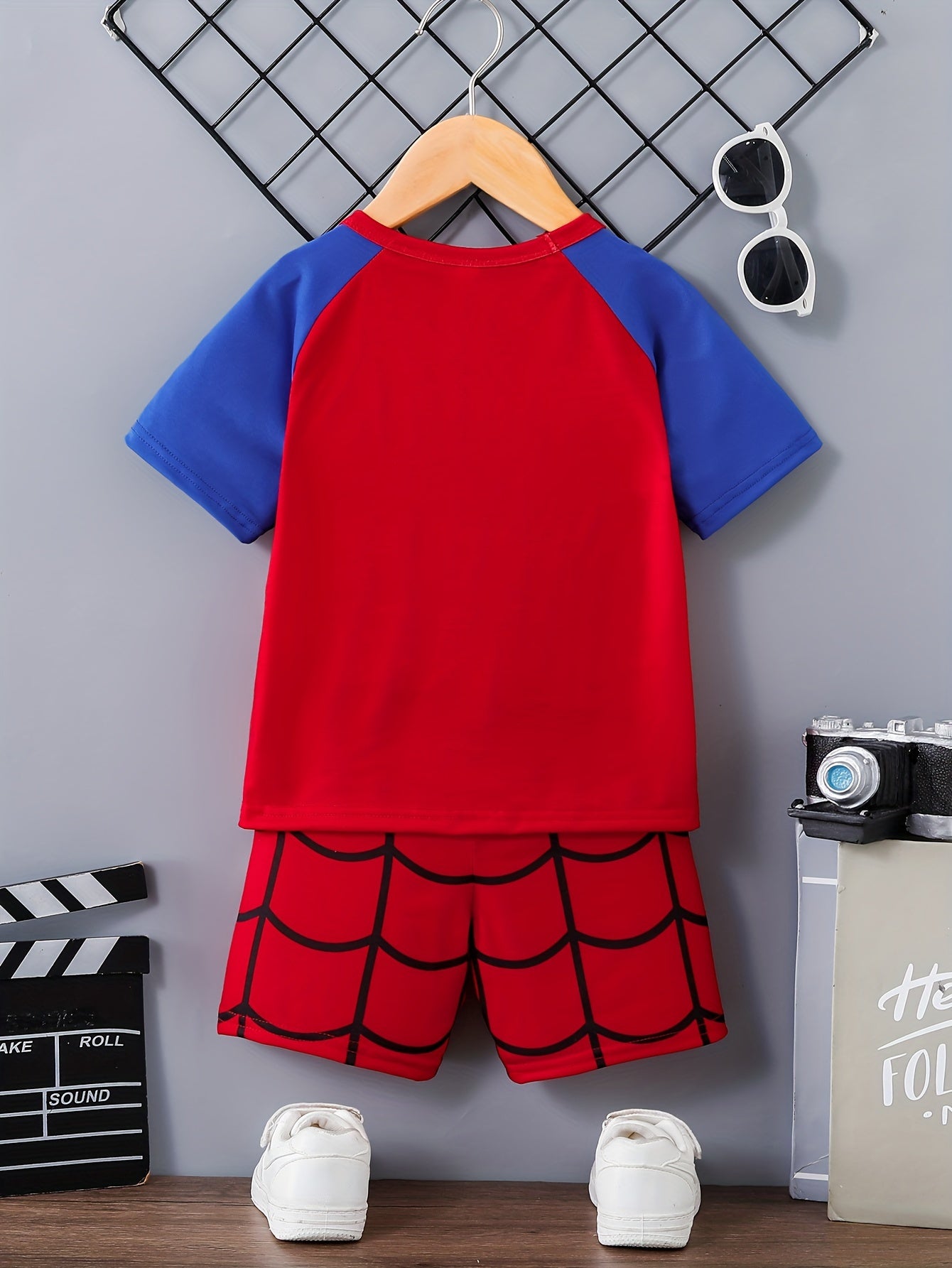 2pcs Boys Casual Classic Spider Print Versatile Short Sleeve T-shirt & Shorts Set, Cool, Lightweight And Comfy Summer Clothes