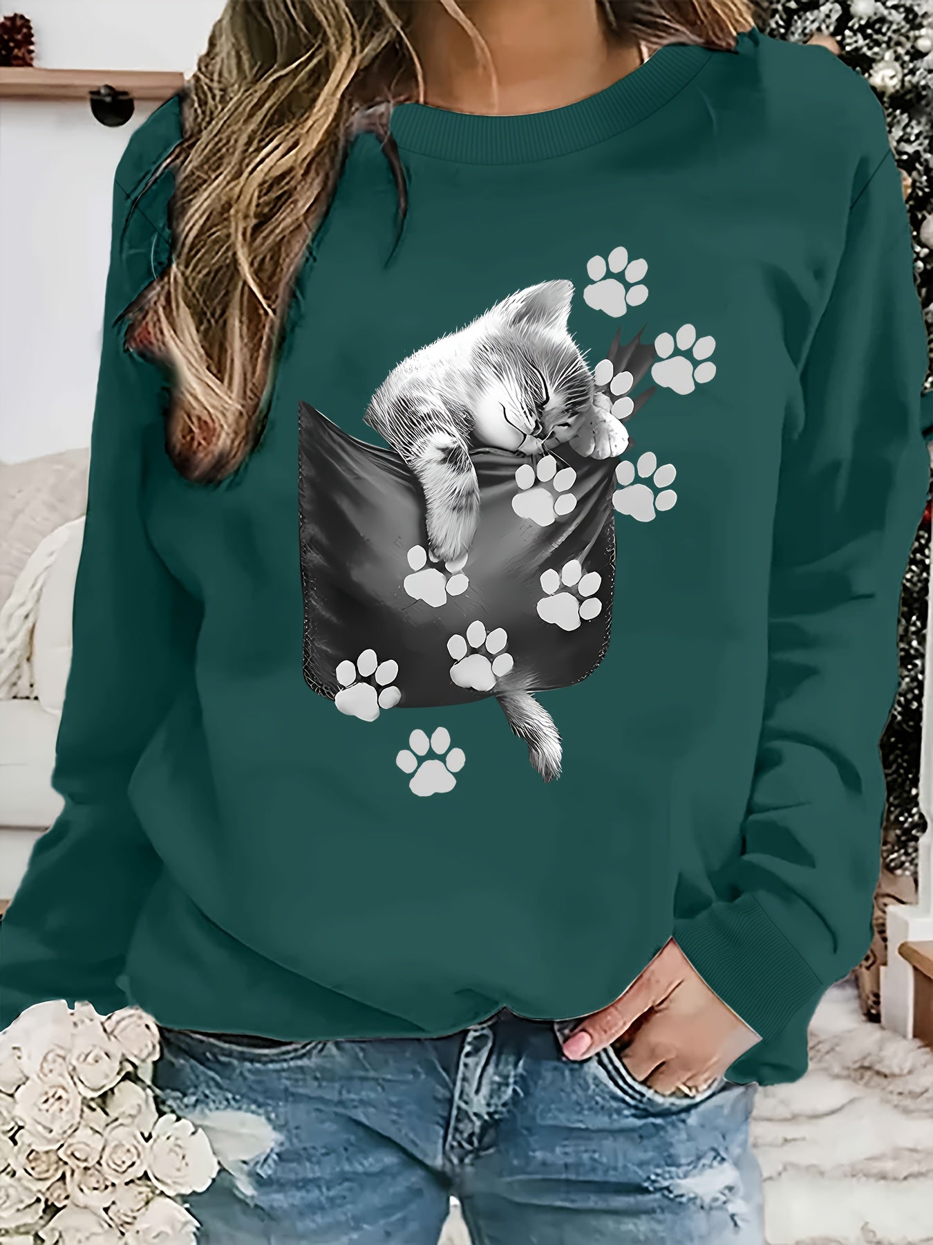 Cat & Paws Print Pullover Sweatshirts - Cozy Long Sleeves for Ultimate Comfort, Classic Crew Neck Design, Ultra-Relaxed Fit for Everyday Casual Wear, Perfect for Chilly Fall and Winter Days