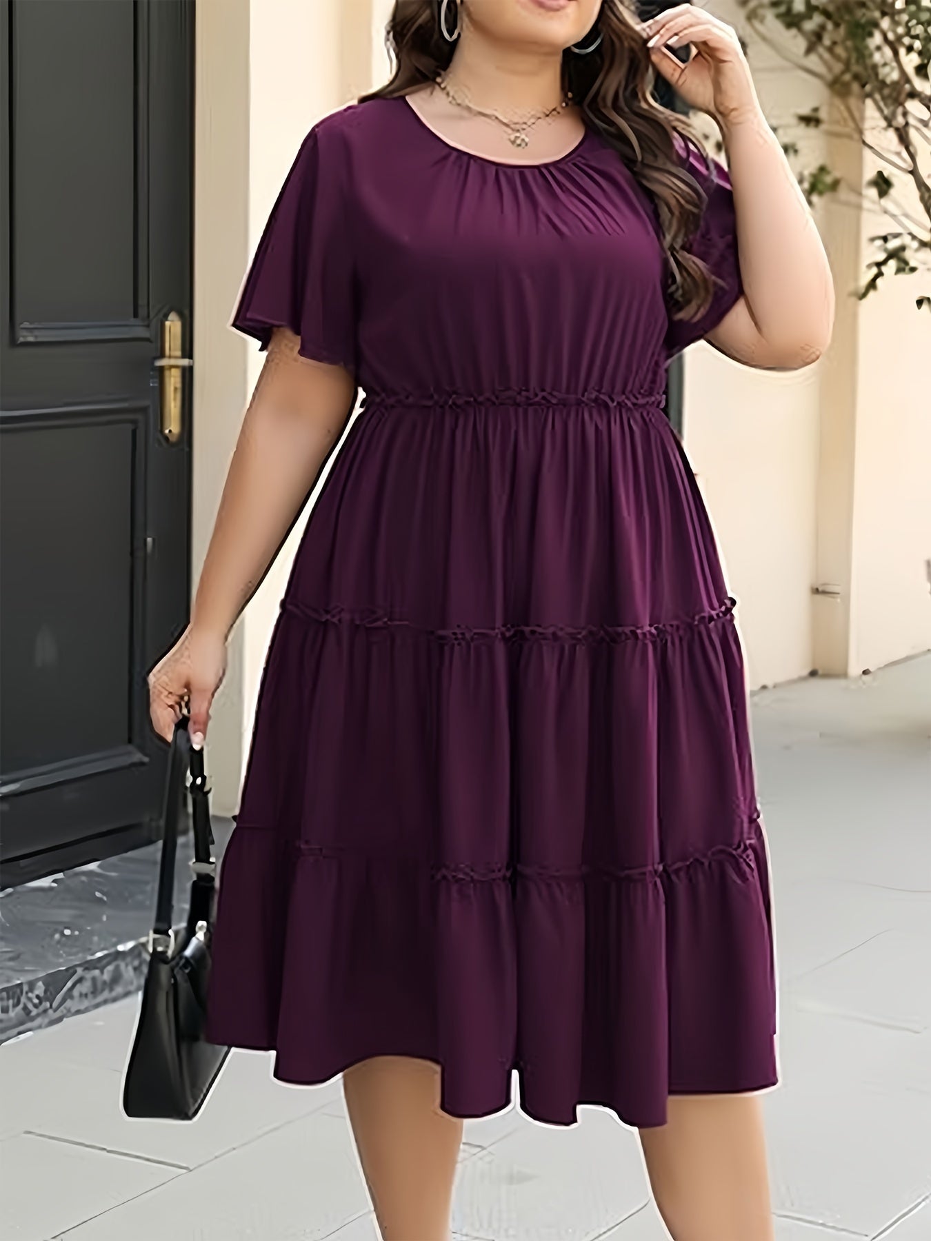 Plus Size Solid Tiered Lettuce Trim Dress, Elegant Pocket Ruched Short Sleeve Crew Neck Dress For Spring & Summer, Women's Plus Size Clothing