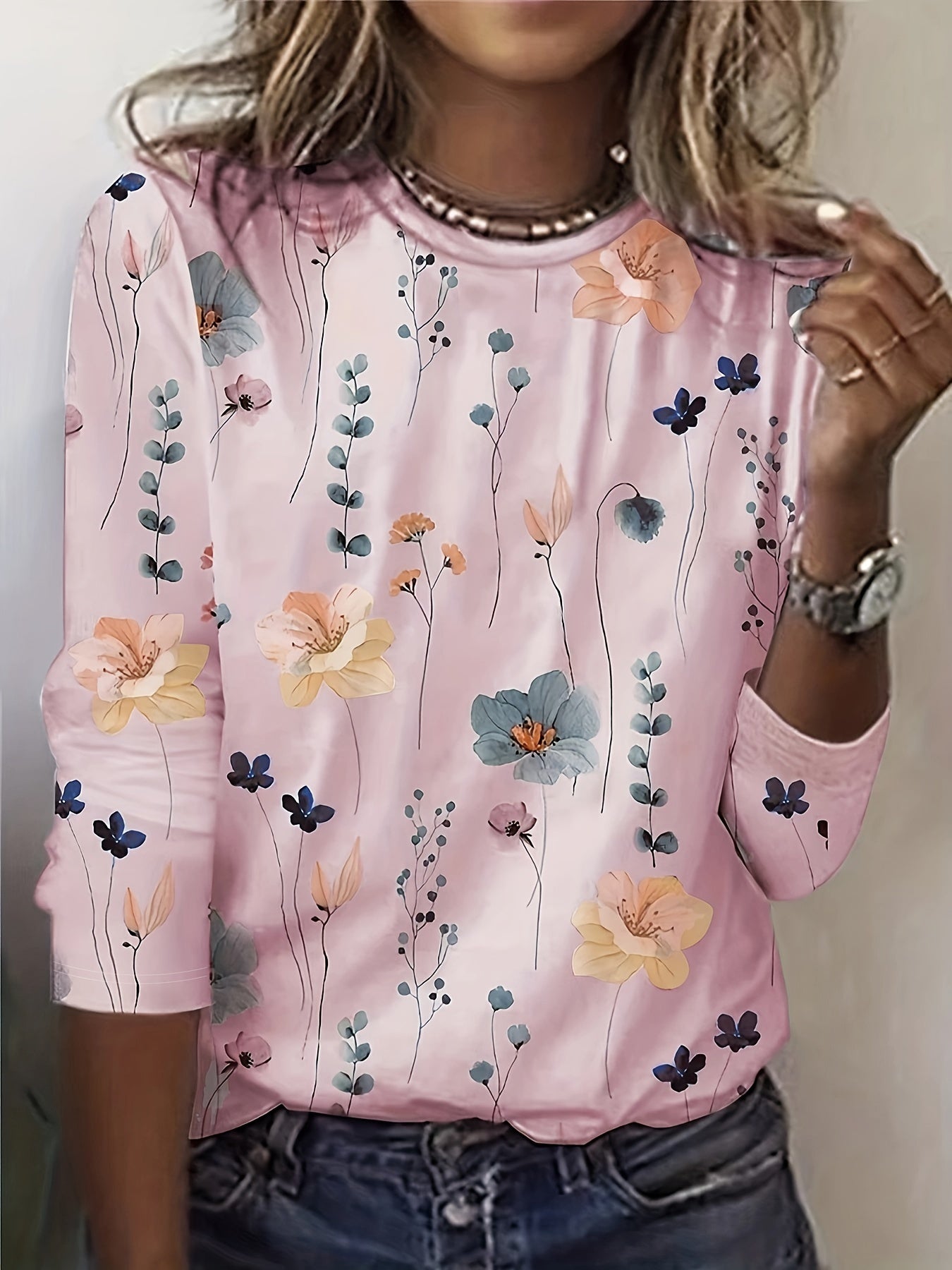 Trendy Floral Print Womens Sweatshirt - Soft & Comfortable, Long Sleeve Crew Neck - Perfect for Spring & Fall, Versatile Closet Essential