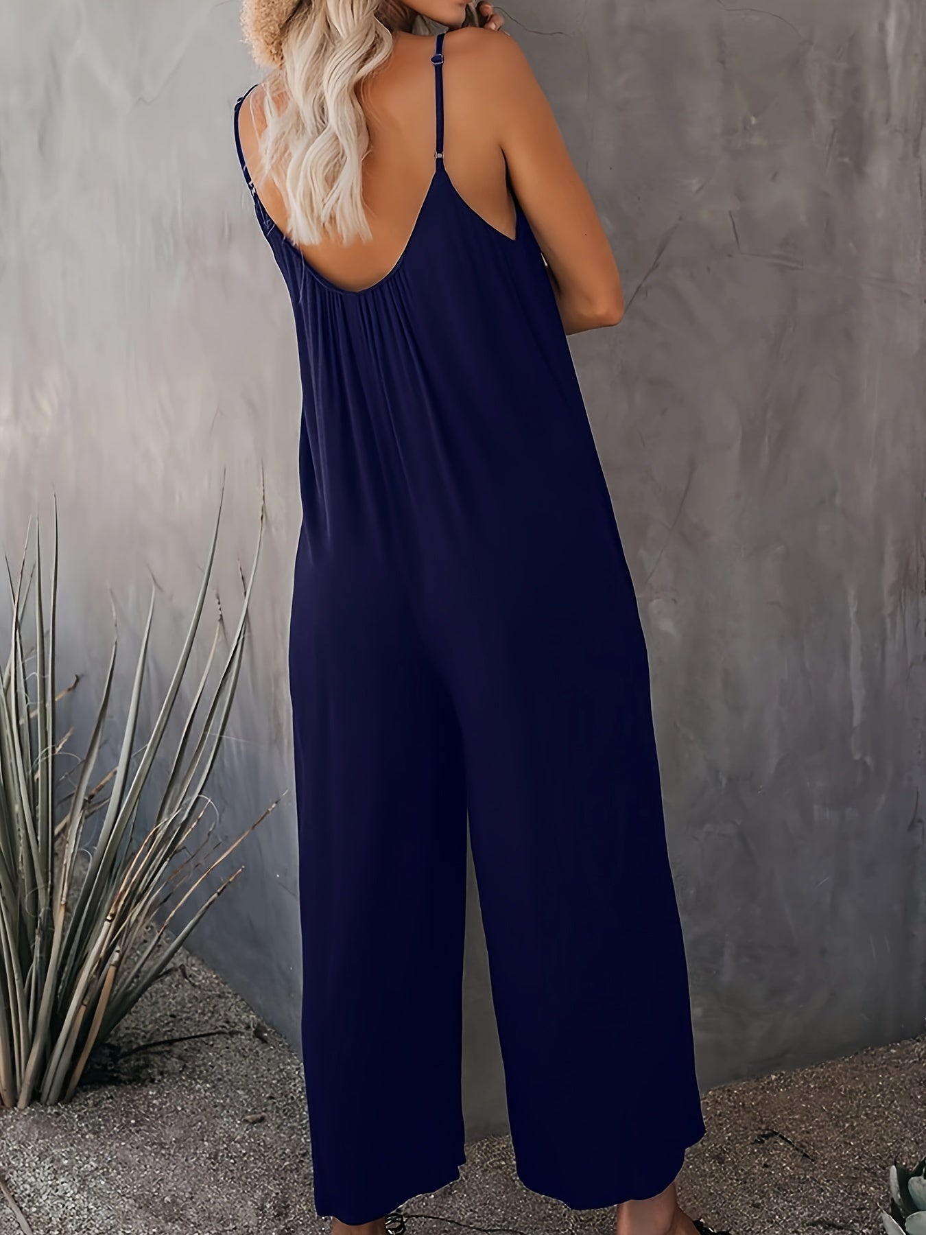 Plus Size Solid Color Cami Jumpsuit, Simple Casual Sleeveless Jumpsuit For Summer, Women's Plus Size Clothing