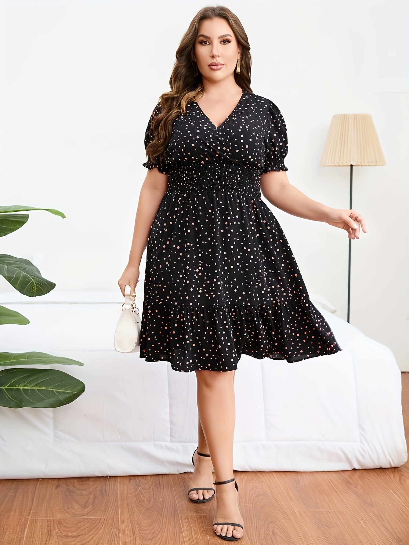 Plus Size Polka Dot Print Shirred Dress, Elegant Puff Sleeve V Neck Dress For Spring & Summer, Women's Plus Size Clothing