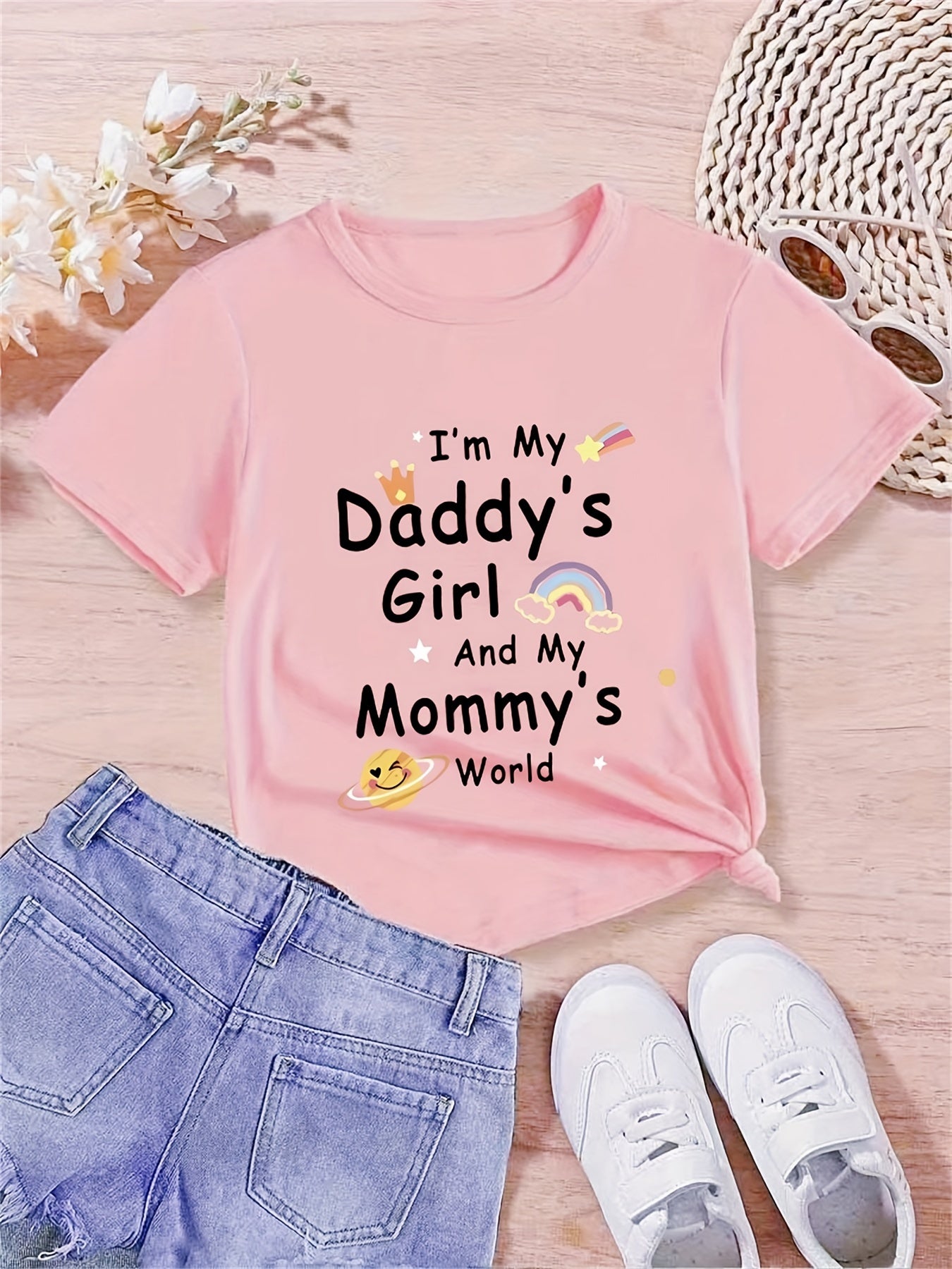 "I'M MY DADDY'S GIRL AND MY MOMMY'S WORLD" Print Creative T-Shirts, Soft & Elastic Comfy Crew Neck Short Sleeve Tee, Girls' Summer Tops