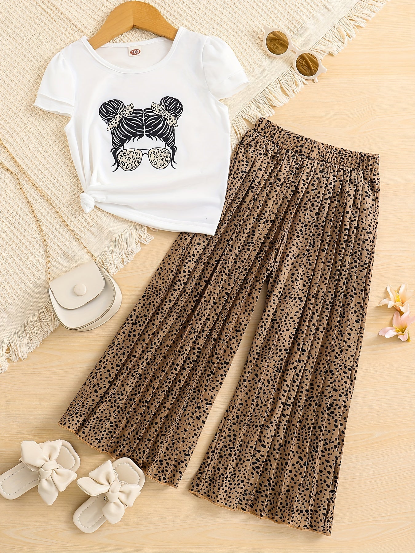 Chic Girls' Two-Piece Set - Comfy Short Sleeve Cartoon Portrait Tee & Pleated Polka Dot Pants - Ideal for Playful Summer Days