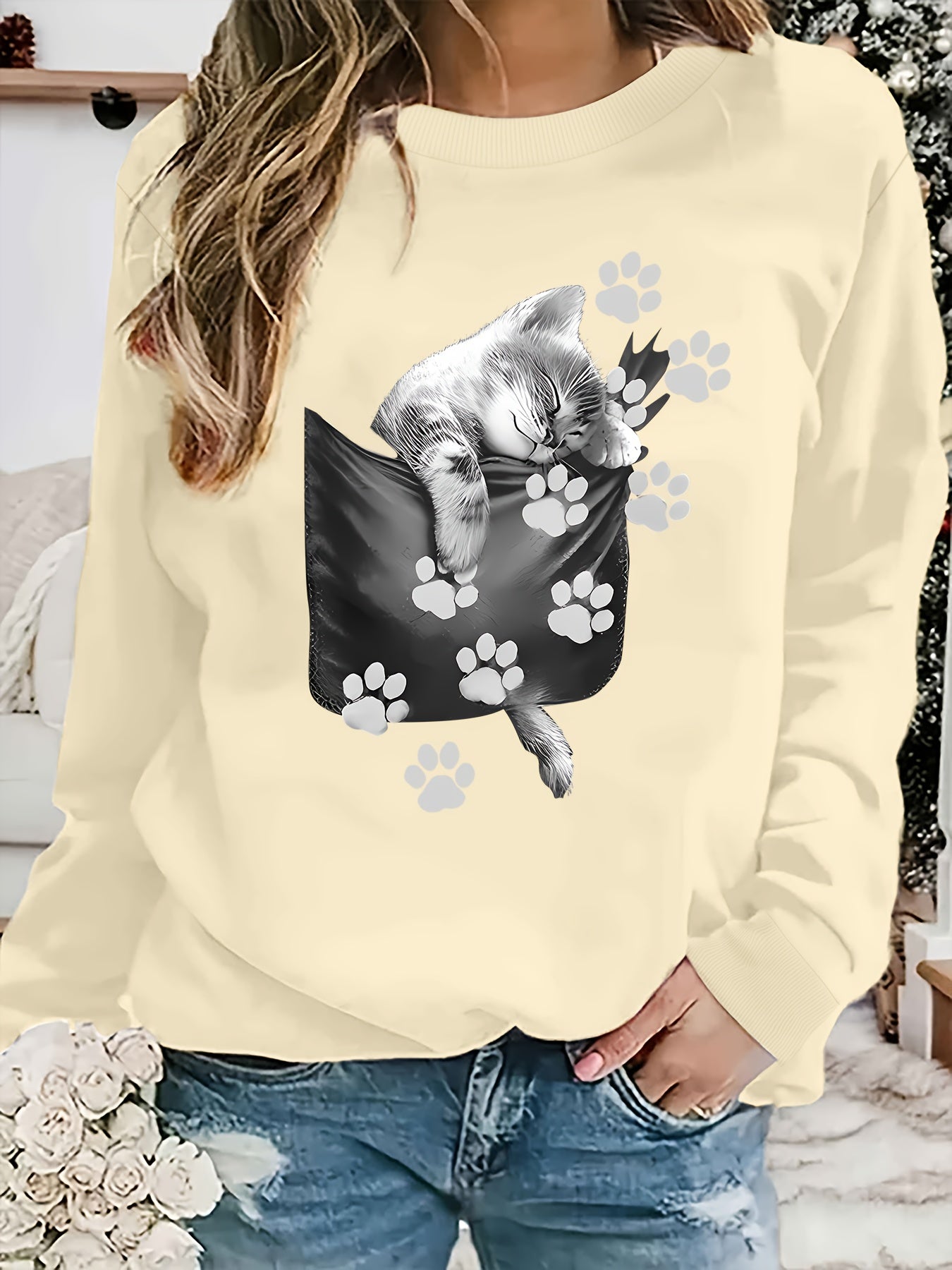 Cat & Paws Print Pullover Sweatshirts - Cozy Long Sleeves for Ultimate Comfort, Classic Crew Neck Design, Ultra-Relaxed Fit for Everyday Casual Wear, Perfect for Chilly Fall and Winter Days