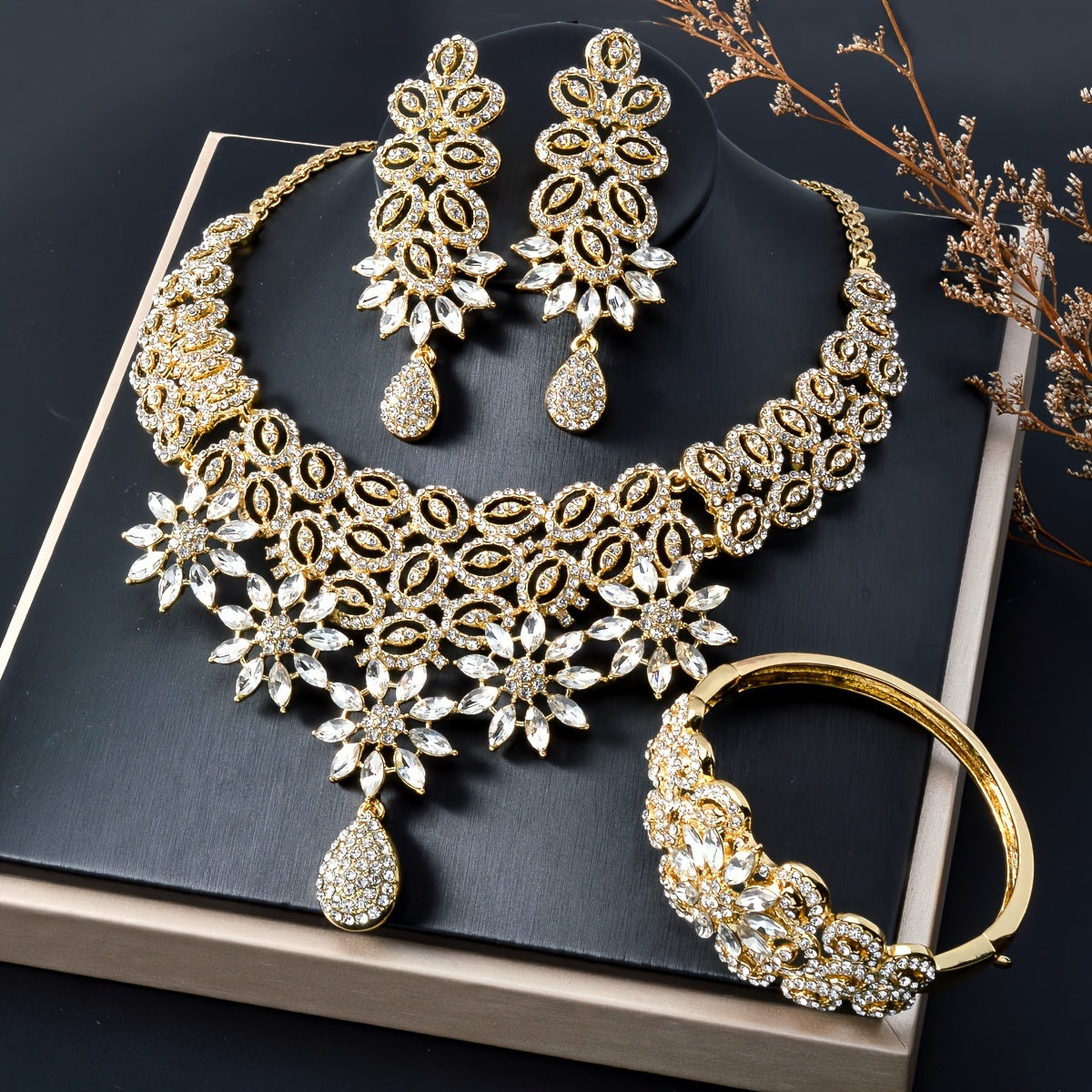 ZEADEAR Luxurious and Elegant Jewelry Set: 1 Necklace, 1 Bracelet, 1 Ring, and 1 Pair of Earrings, Featuring Sparkling Zirstone Flowers and a Dripping Pendant, Perfect for Romantic Weddings and Fancy Galas