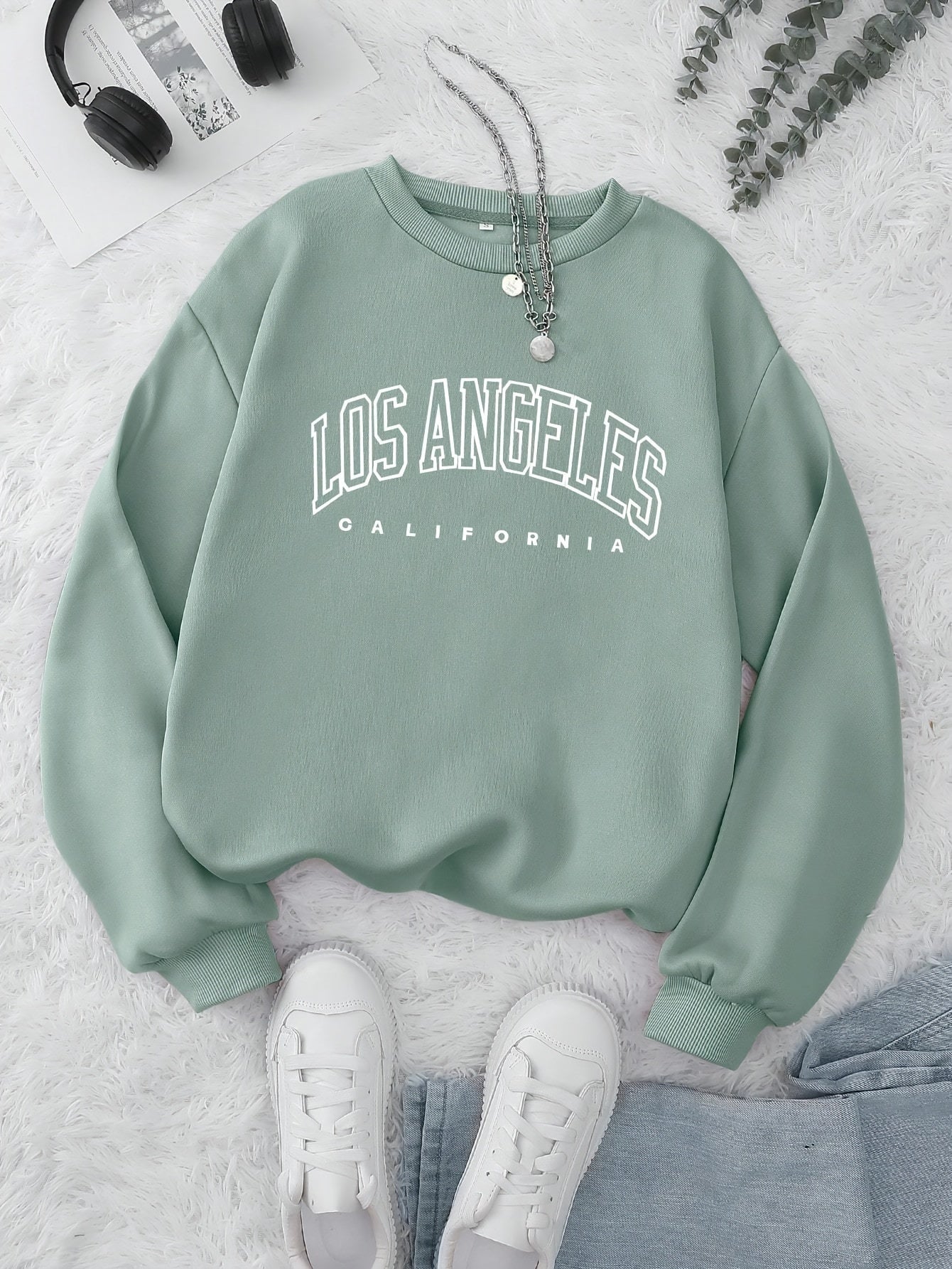 Stylish LA Geometric Print Crew Neck Sweatshirt - Cozy & Durable, Perfect for Spring & Fall Seasons