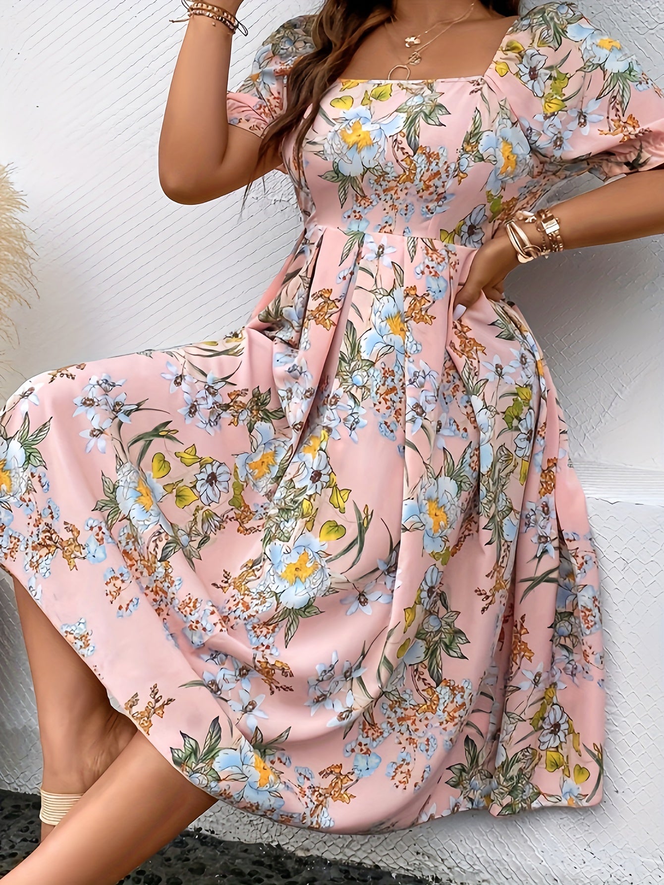 Plus Size Floral Print Cinched Waist Dress, Elegant Square Neck Pleated Swing Dress For Spring & Summer, Women's Plus Size Clothing