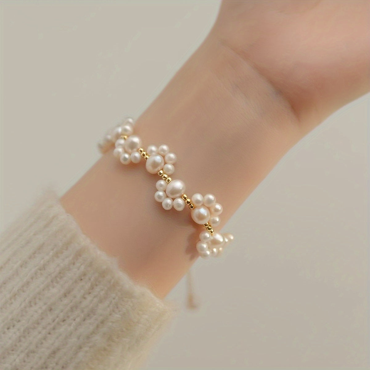 1pc Elegant White Faux Pearls Beads Beaded Bracelet Simple Zinc Alloy Luxury Versatile Hand Decoration