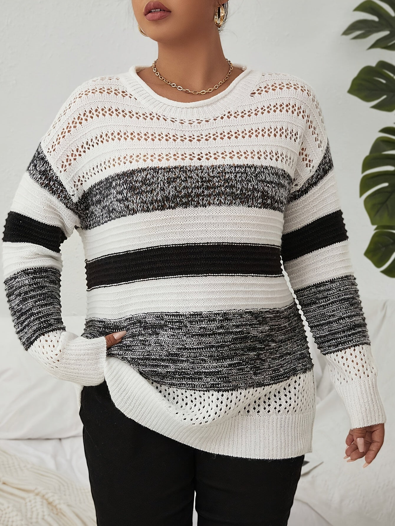 Plus Size Stripe Pattern Cutout Knit Sweater - Soft, Cozy, and Stylish with Vibrant Horizontal Stripes, Flattering Cutout Design, and Classic Crew Neck - Perfect for Plus Size Women, Fall and Winter Wear