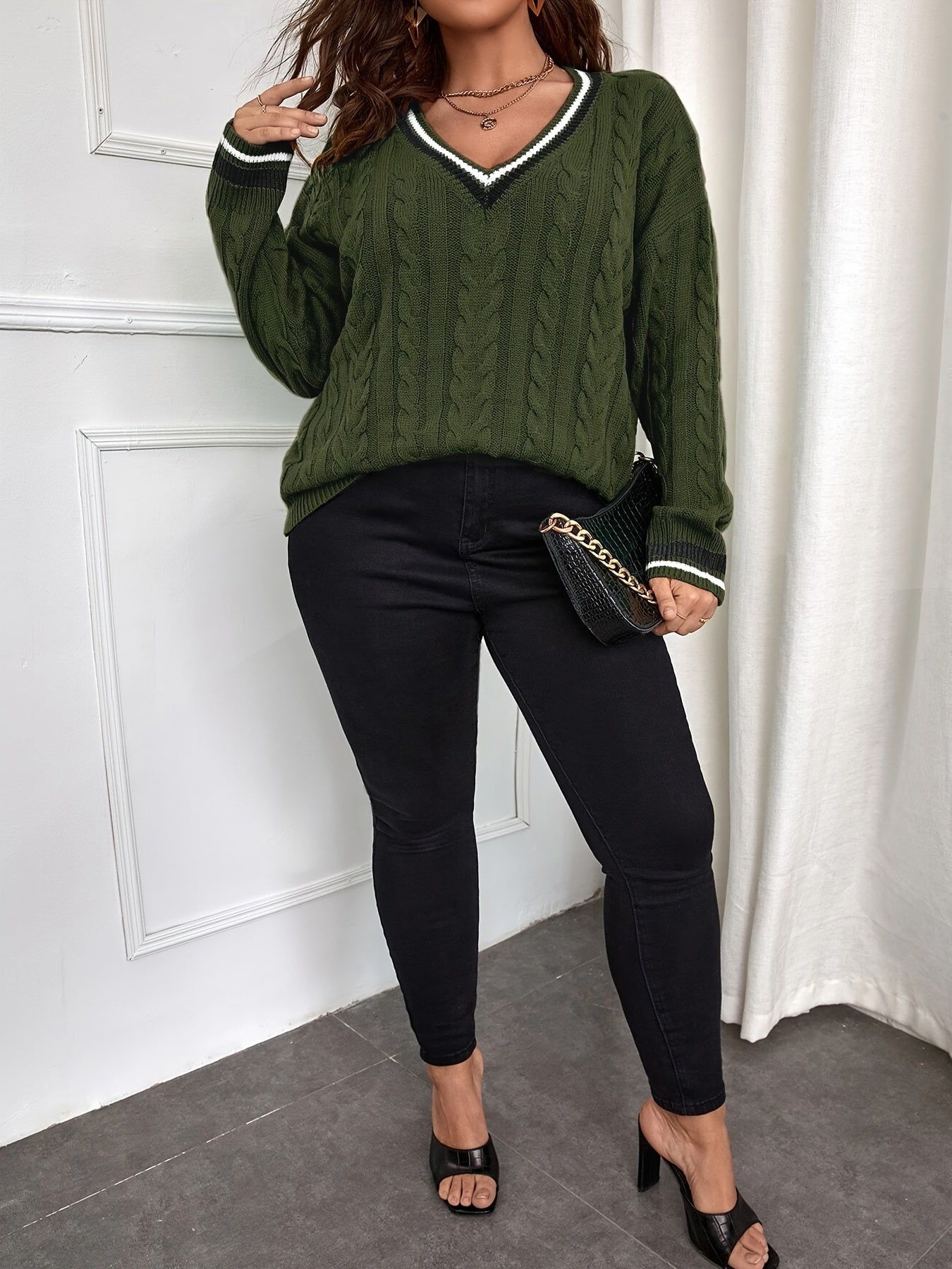 Plus Size Contrast Trim Cable Knit Sweater, Casual Long Sleeve V Neck Sweater For Fall & Winter, Women's Plus Size Clothing