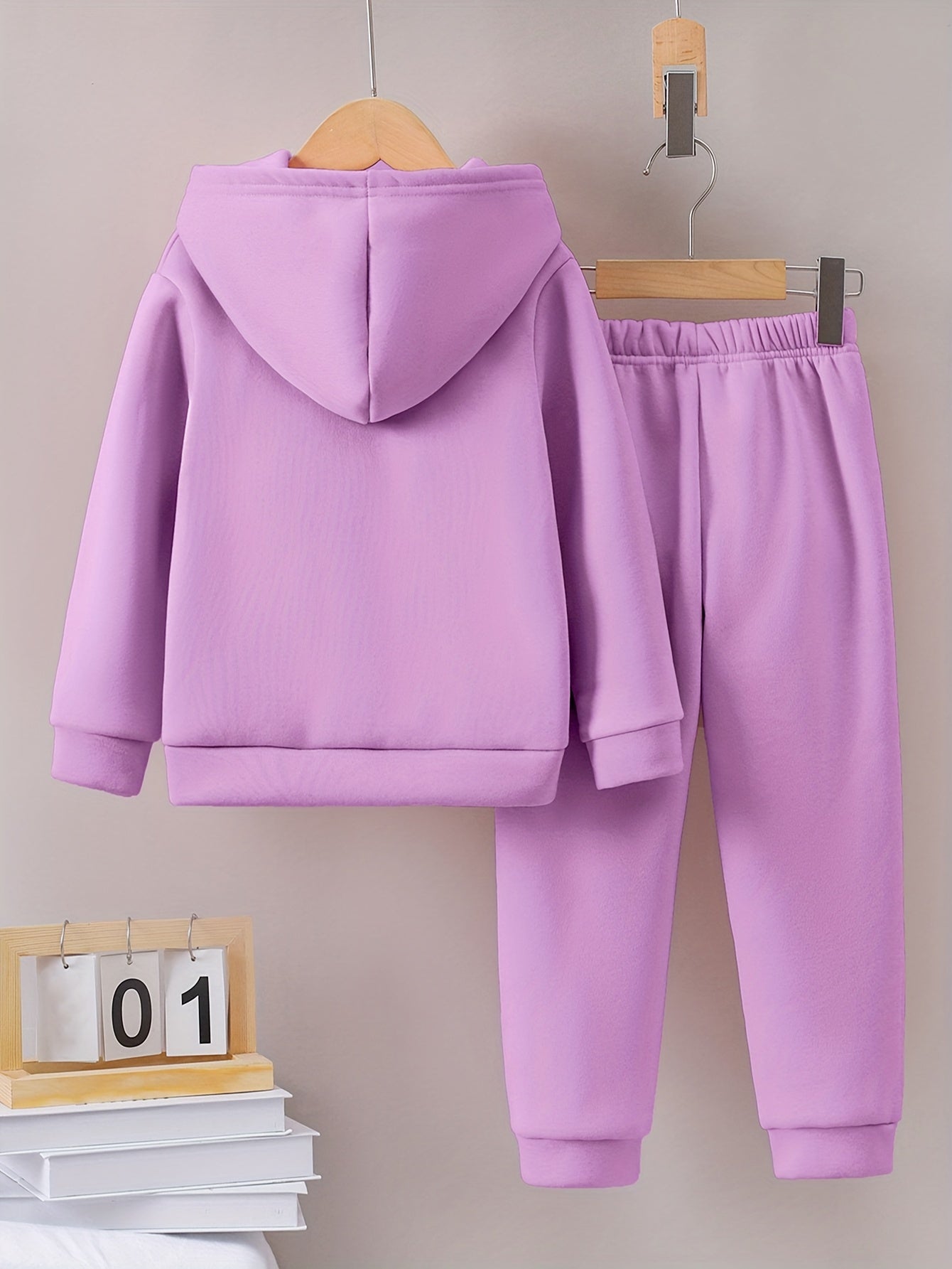 Girl's Winter Hoodie and Leggings Set: Soft Fleece, Pink Bow, and Cute Kitty Design