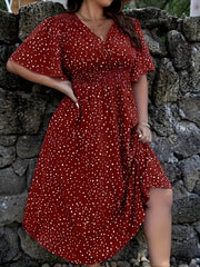 Plus Size V Neck Polka Dot Print Fitted Shirred Waist Vacation Dress - Loose Fit, Short Sleeve, Non-Stretch Polyester, Woven, Perfect for Summer Going Out - Random Printing, No Sheer