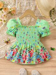 Girls' Floral Print Short Sleeve Smocked Summer Blouse with Square Neckline & Puff Sleeves - Cute Fashion Style