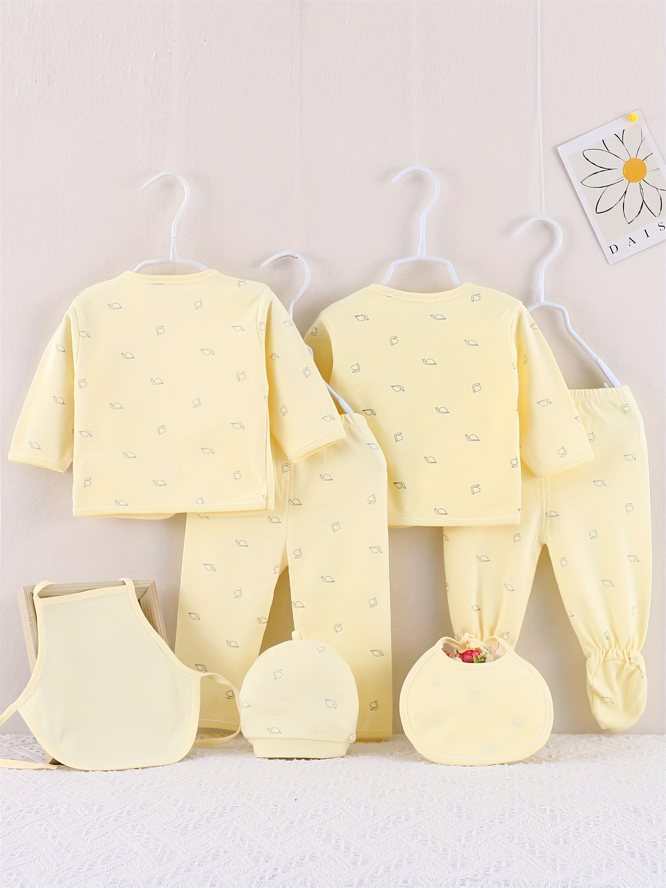 7pcs Newborn Outfits Gifts, Cute Graphic Baby Boys Girls Cotton Comfy Clothes Set - Footed Pants Cardigan Top Trousers Hat Bib Set