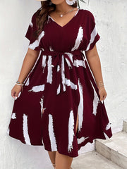 Plus Size All Over Print Dress, Casual V Neck Short Sleeve Dress, Women's Plus Size Clothing