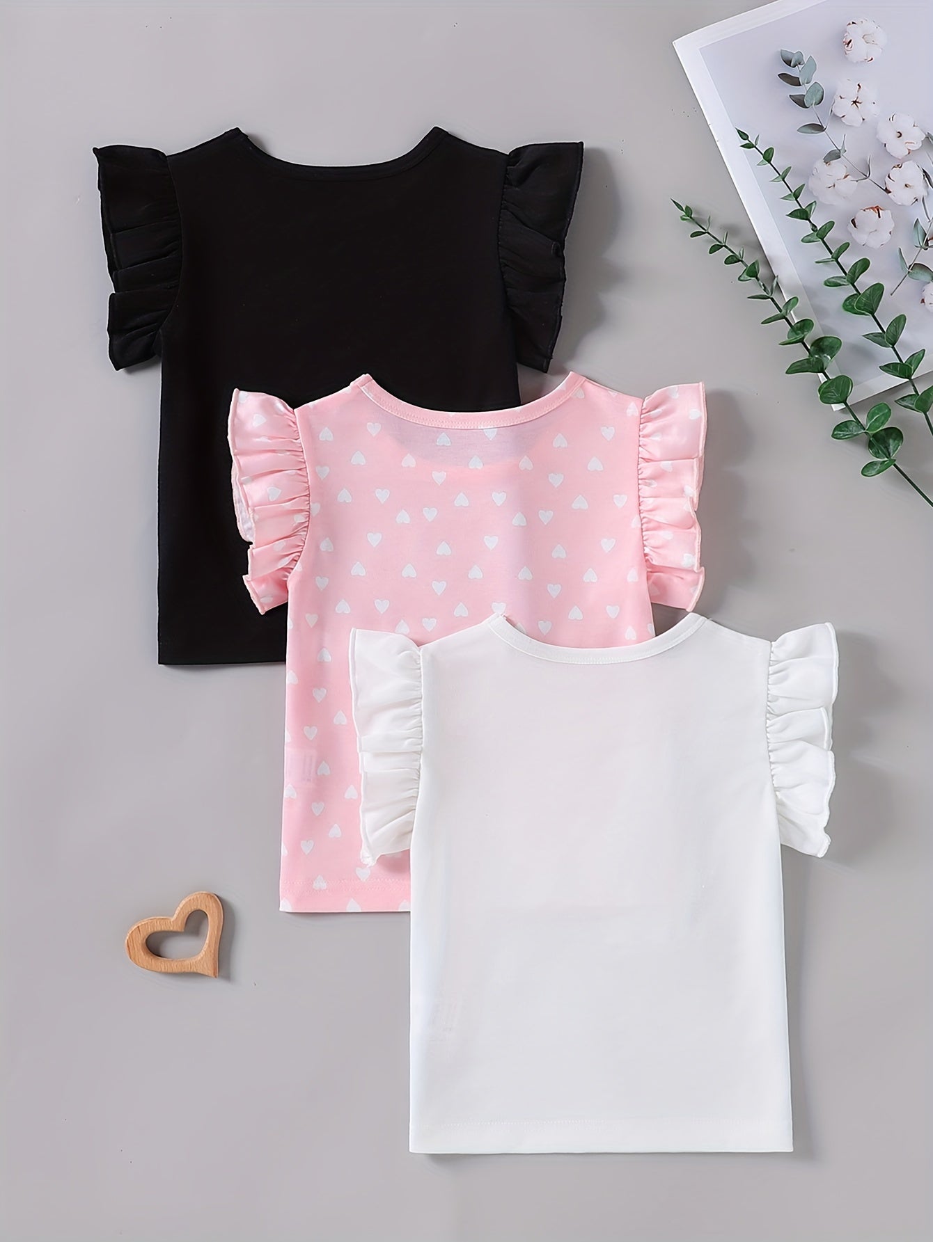 3pcs Girls Adorable Heart Graphic Solid Color Ruffle Trim T-shirt Set - Perfect for Summer Parties & Valentines Day Gifts