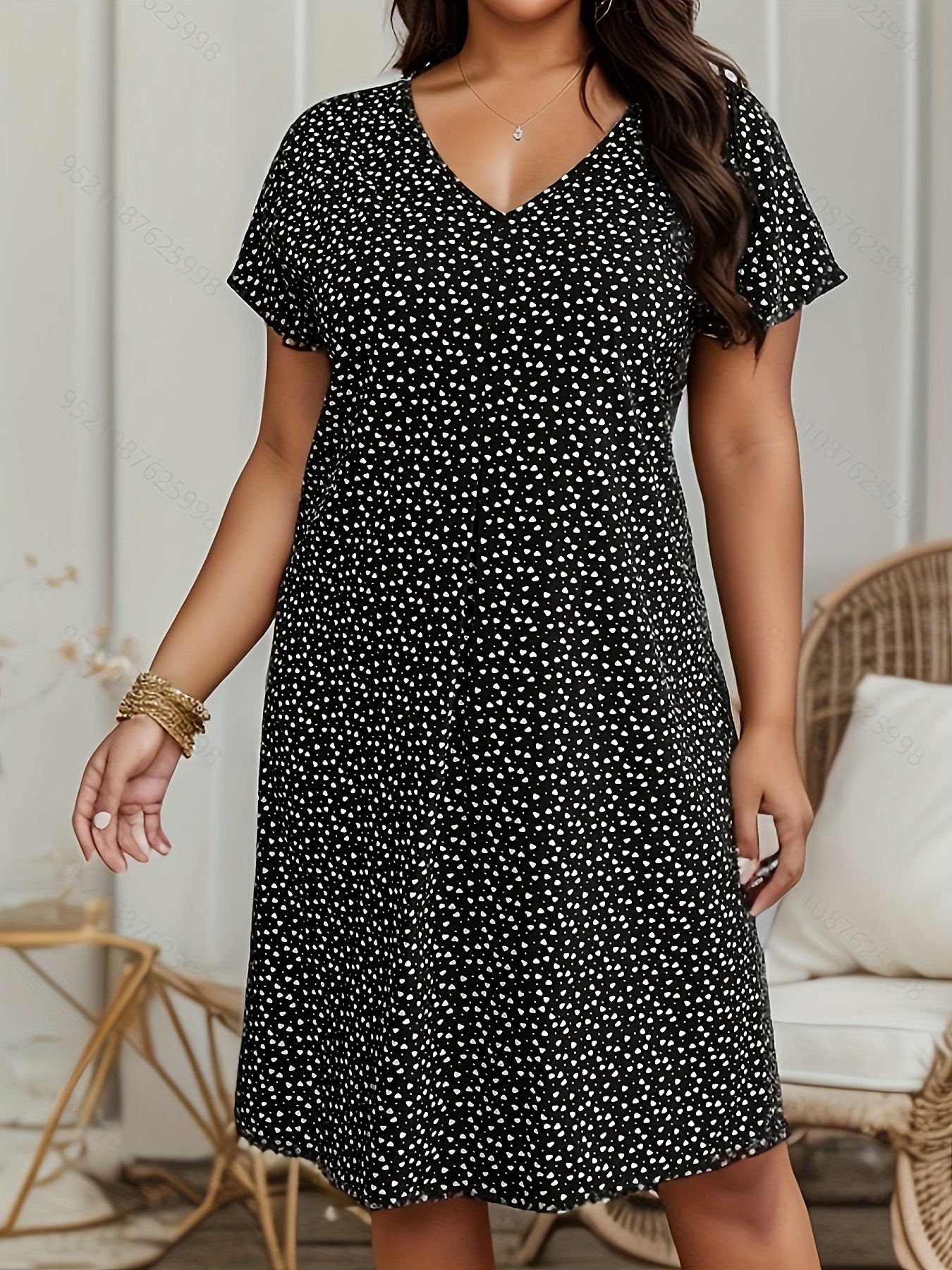 Plus Size All Over Print Dress, Elegant V Neck Short Sleeve Dress, Women's Plus Size Clothing