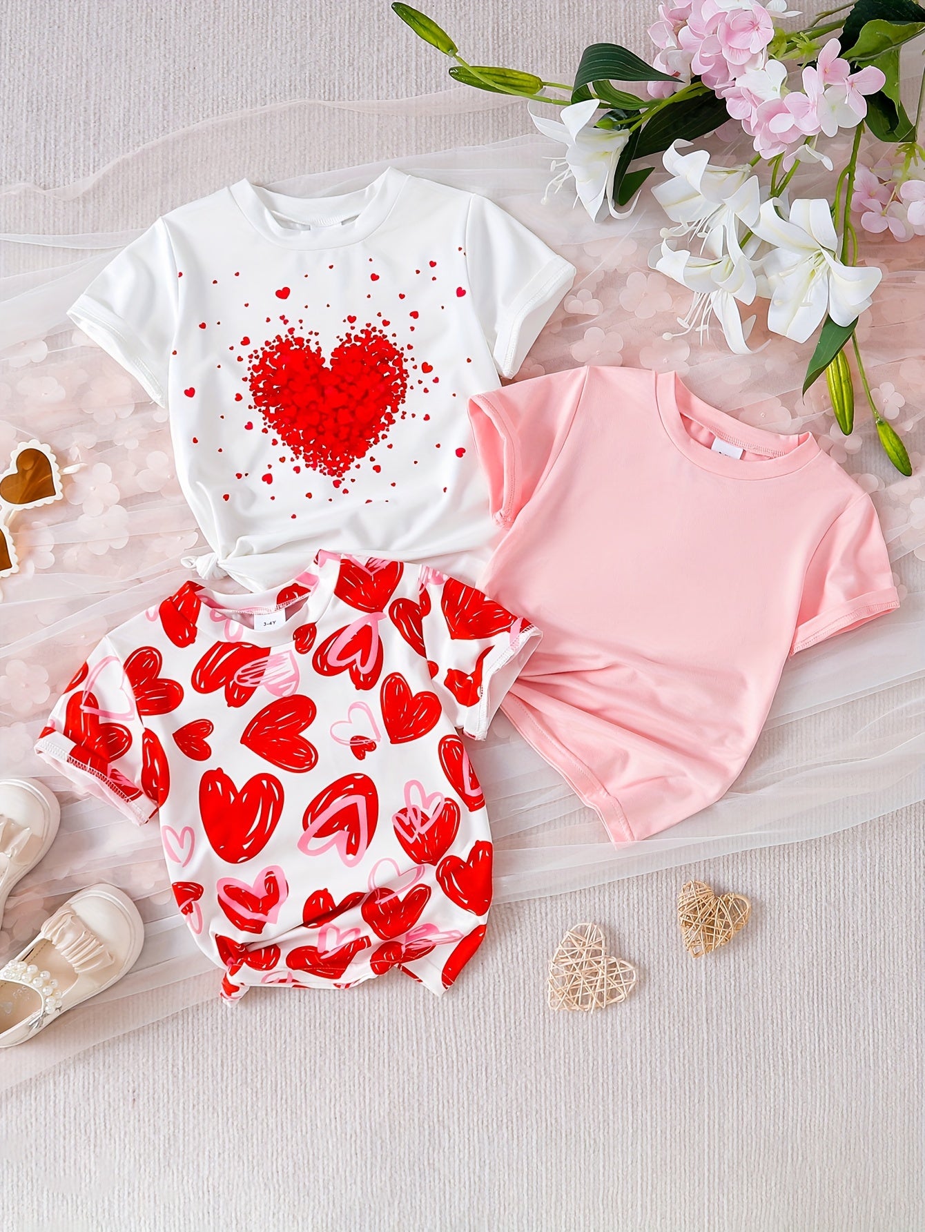 3pcs Adorable Girls Heart Print T-Shirt Set - Ultra-Sweet Short Sleeve Tees for Summer Fun, Perfect Valentines Day Party Outfit or Gift