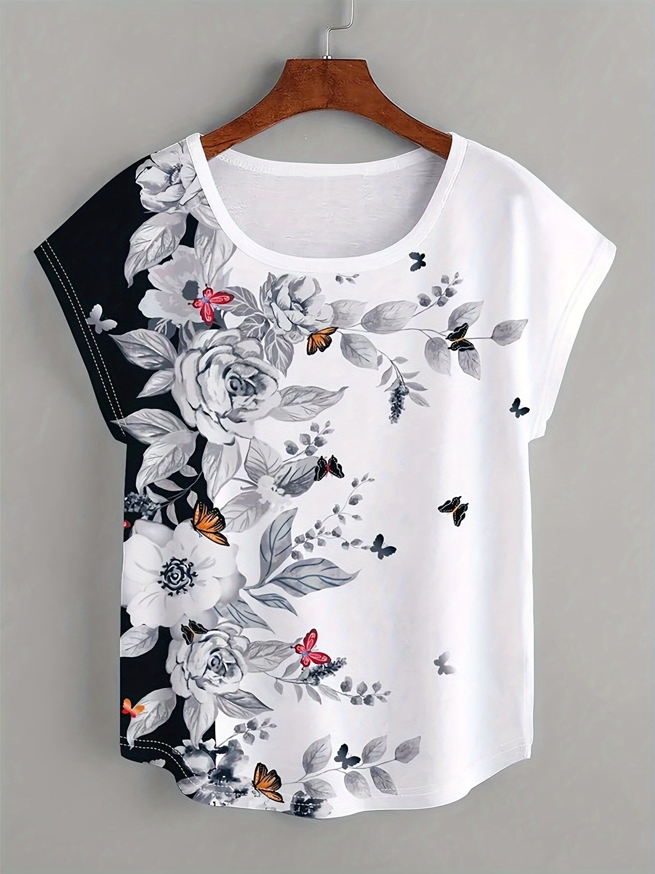 Plus Size Floral Print T-Shirt, Casual Crew Neck Short Sleeve T-Shirt, Women's Plus Size Clothing